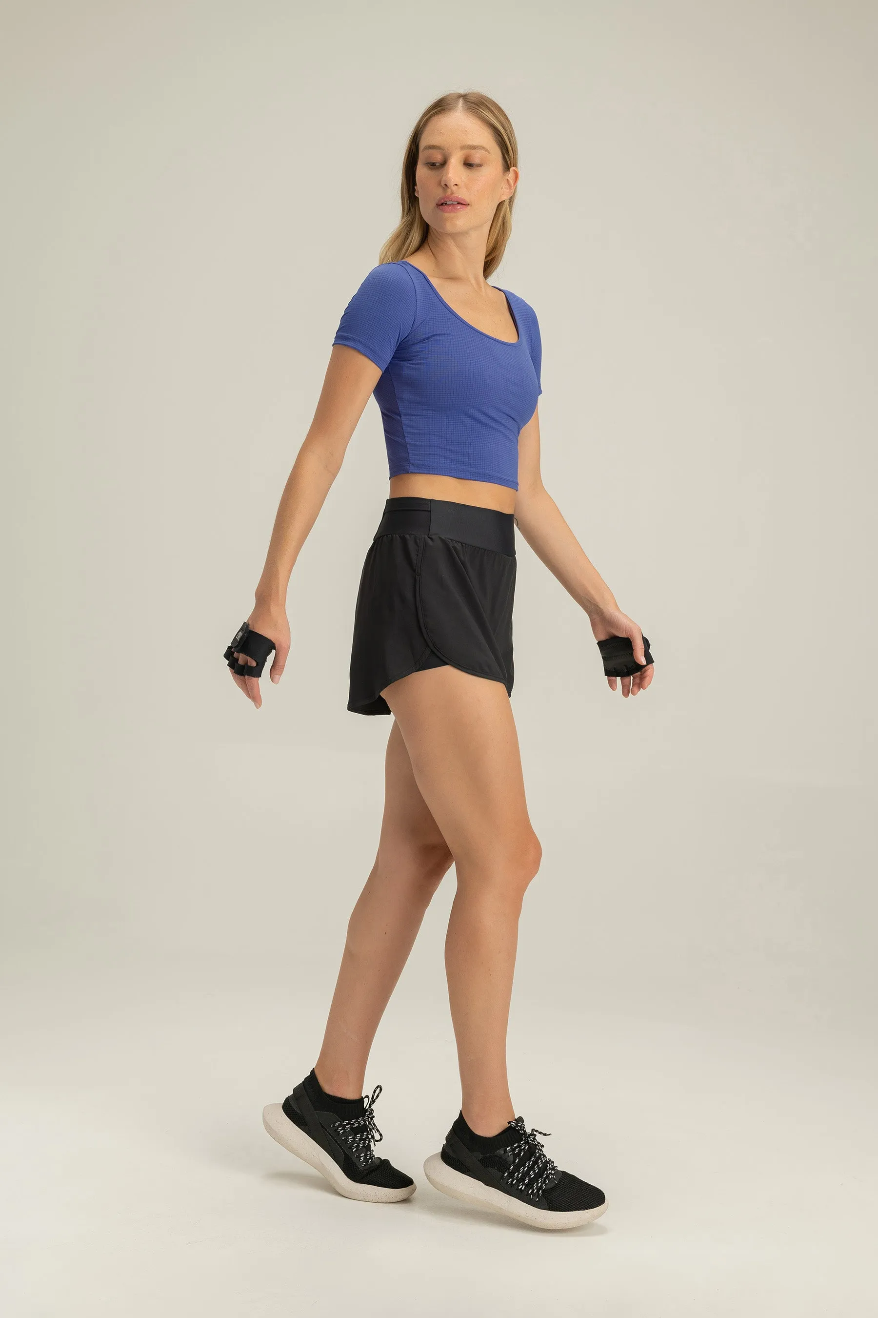 Move Crop Top