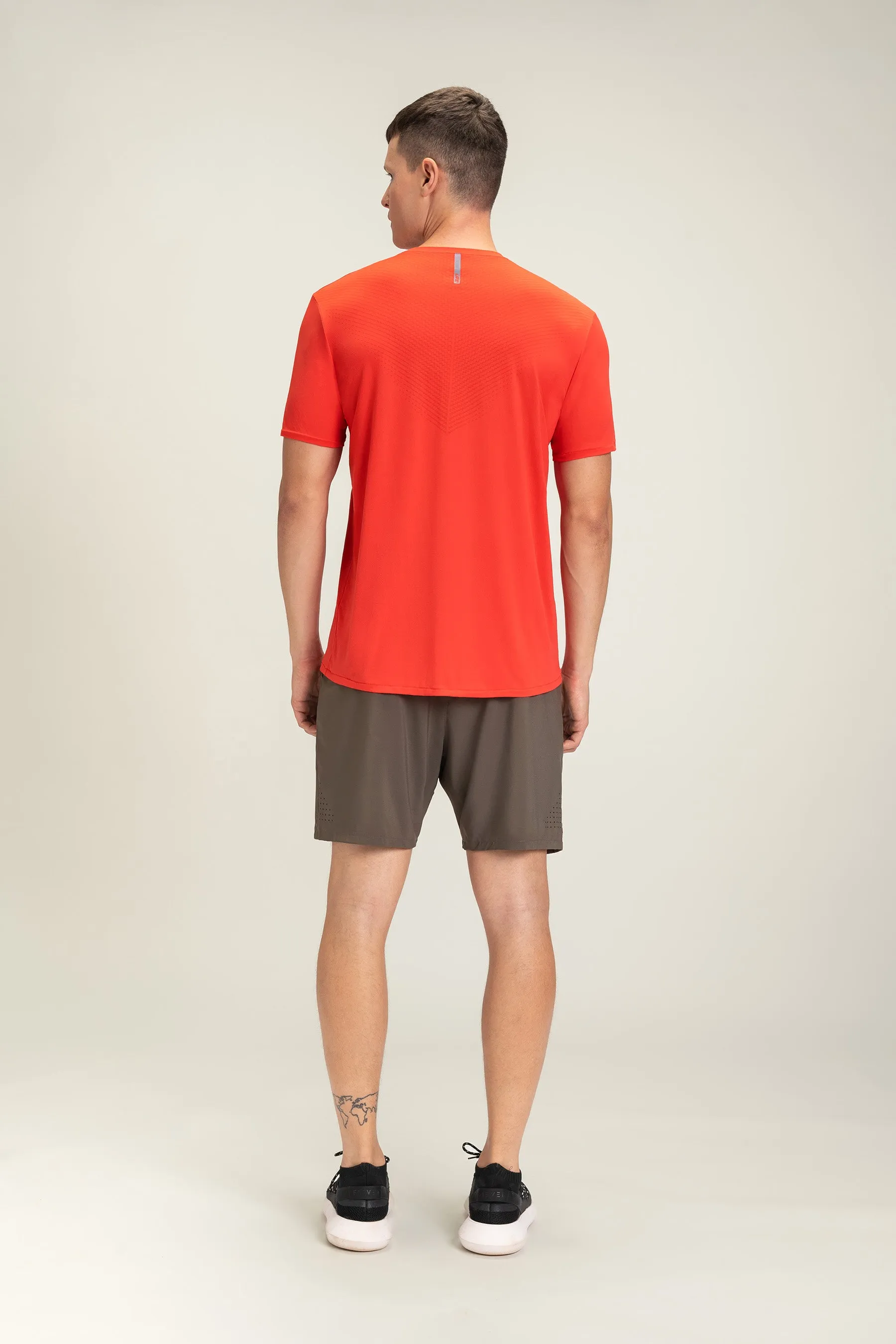 Move Fast Men's Shorts 8"