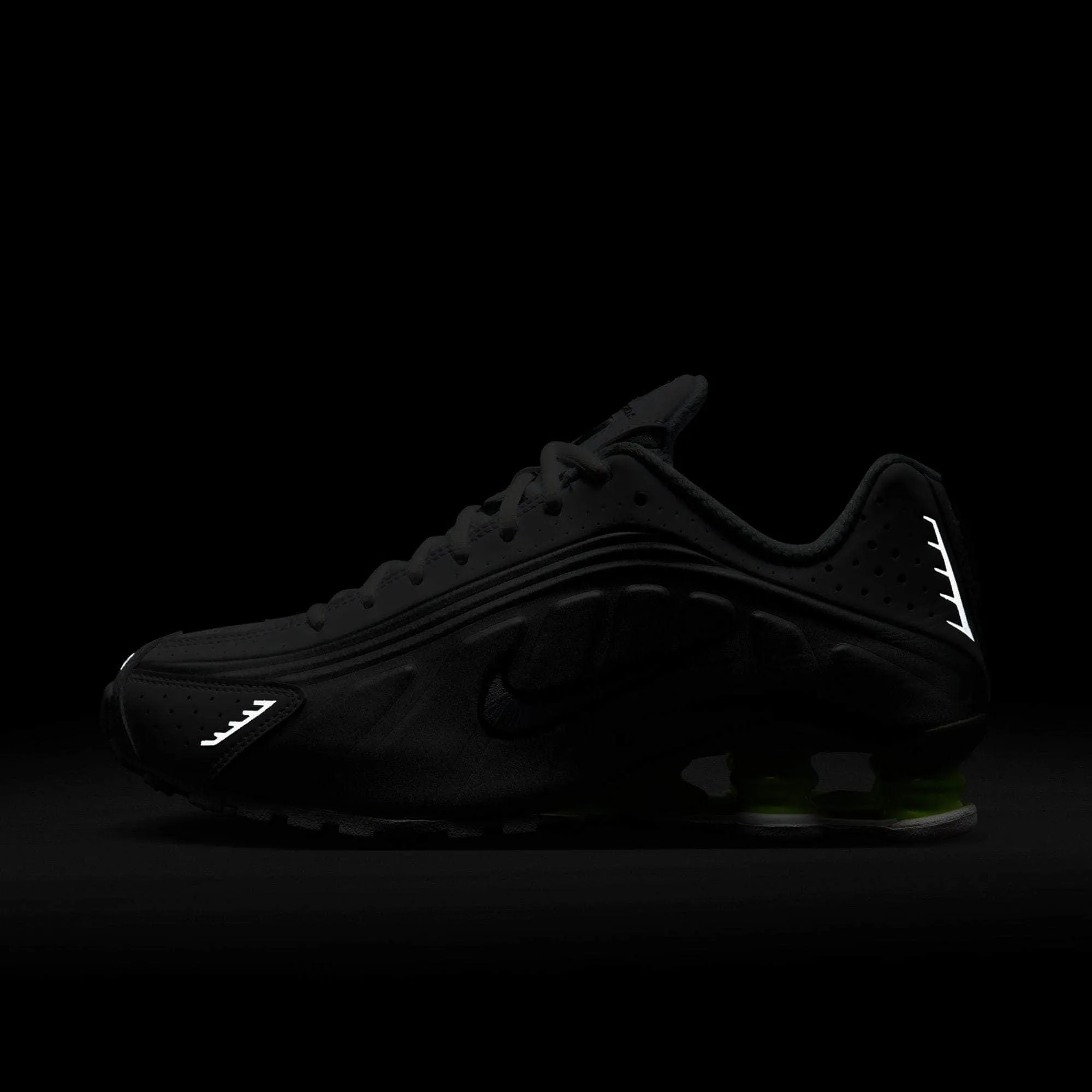 Nike Shox R4 "White Metallic Silver" - Women's